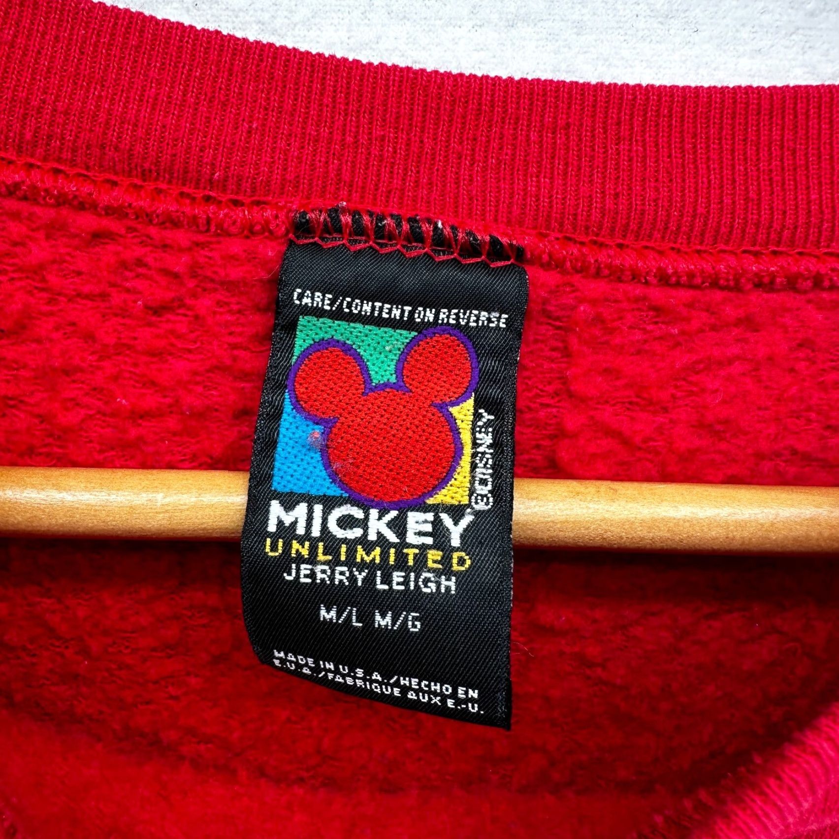 Disney Disney Mickey Unlimited Pullover Sweatshirt Red Men's M/L Crew Neck Sweatshirt Size US M / EU 48-50 / 2 - 3 Thumbnail