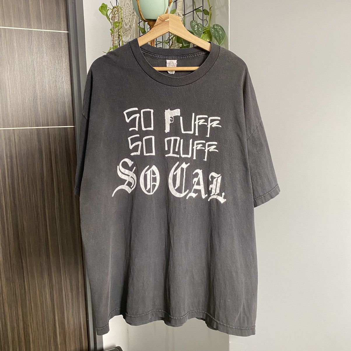 Vintage Thrashed Faded Vintage Y2K So Ruff So Tuff ERD GRUNGE TSHIRT Size US XXL / EU 58 / 5 - 1 Thumbnail