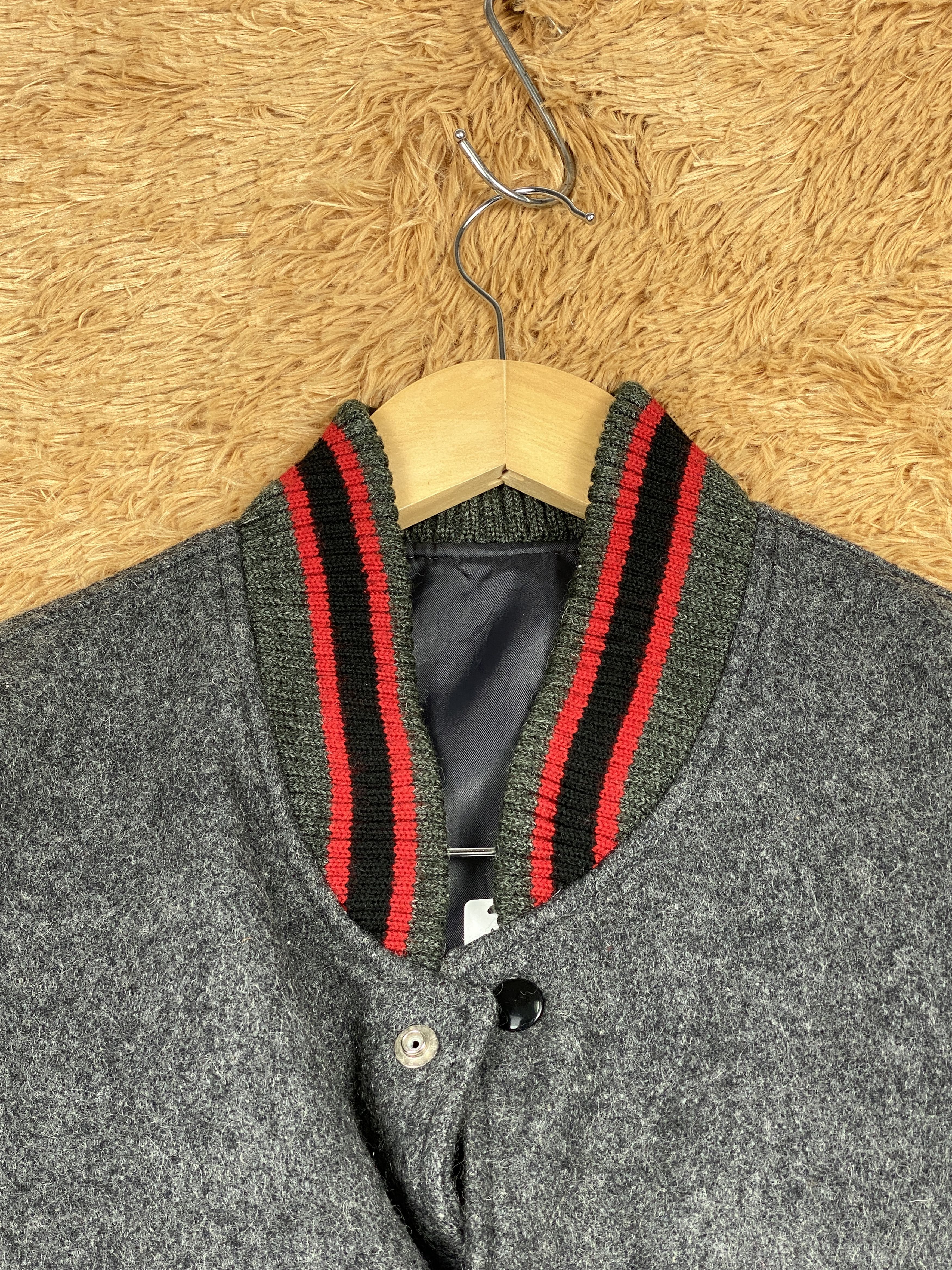 Hang Ten Vintage Hang Ten Button Up Varsity Jacket J1638 Size US M / EU 48-50 / 2 - 3 Thumbnail