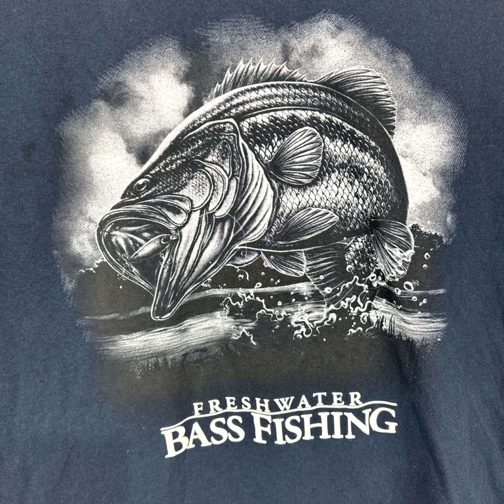 Vintage Vintage Freshwater Bass Fishing Shirt, XL, Blue Graphic, Mens, Unisex Size US XL / EU 56 / 4 - 2 Thumbnail