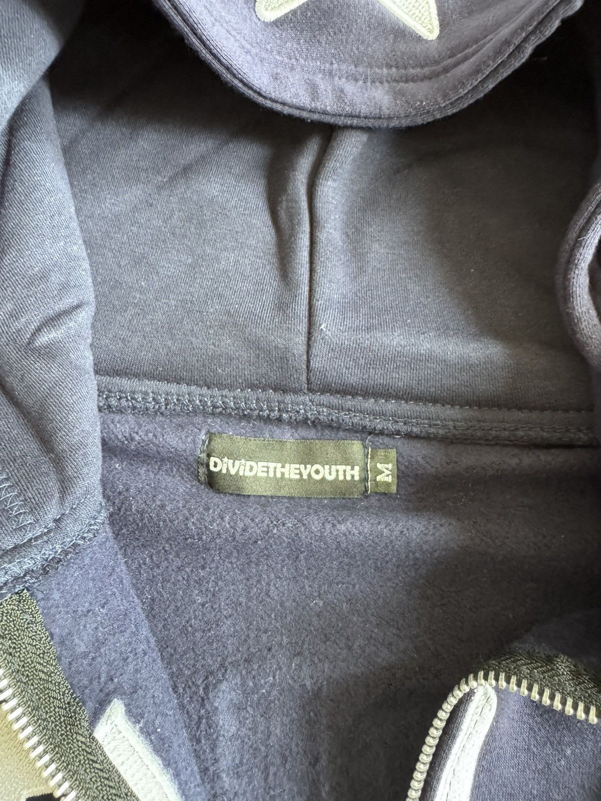 Divide The Youth Divide the youth hoodie Size US M / EU 48-50 / 2 - 5 Thumbnail