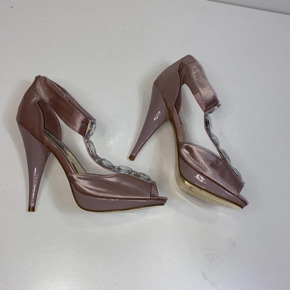 Steve Madden Steve Madden l Satin Platform Heels W/ Gemstones 8 Size US 8 / IT 38 - 9 Thumbnail