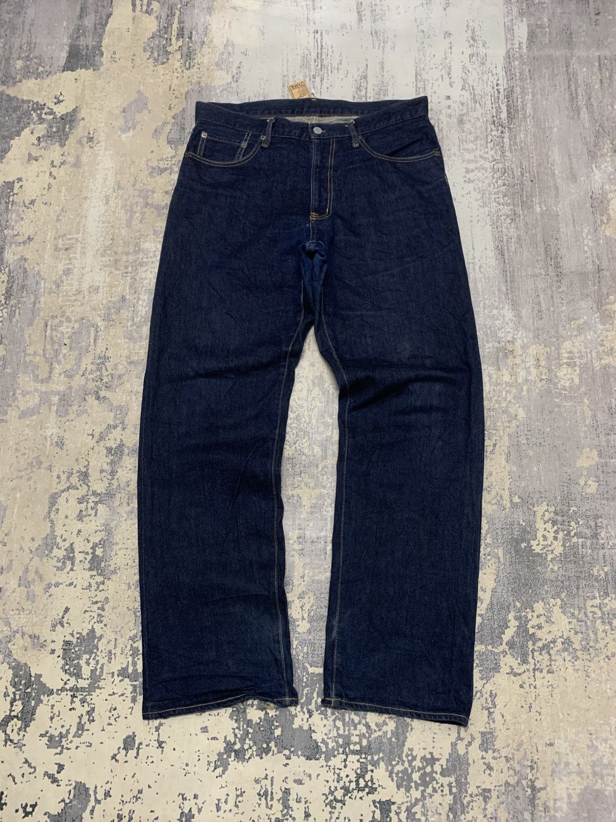 Japanese Brand GU Distressed Baggy Jeans W35x32 Size US 35 - 1 Thumbnail