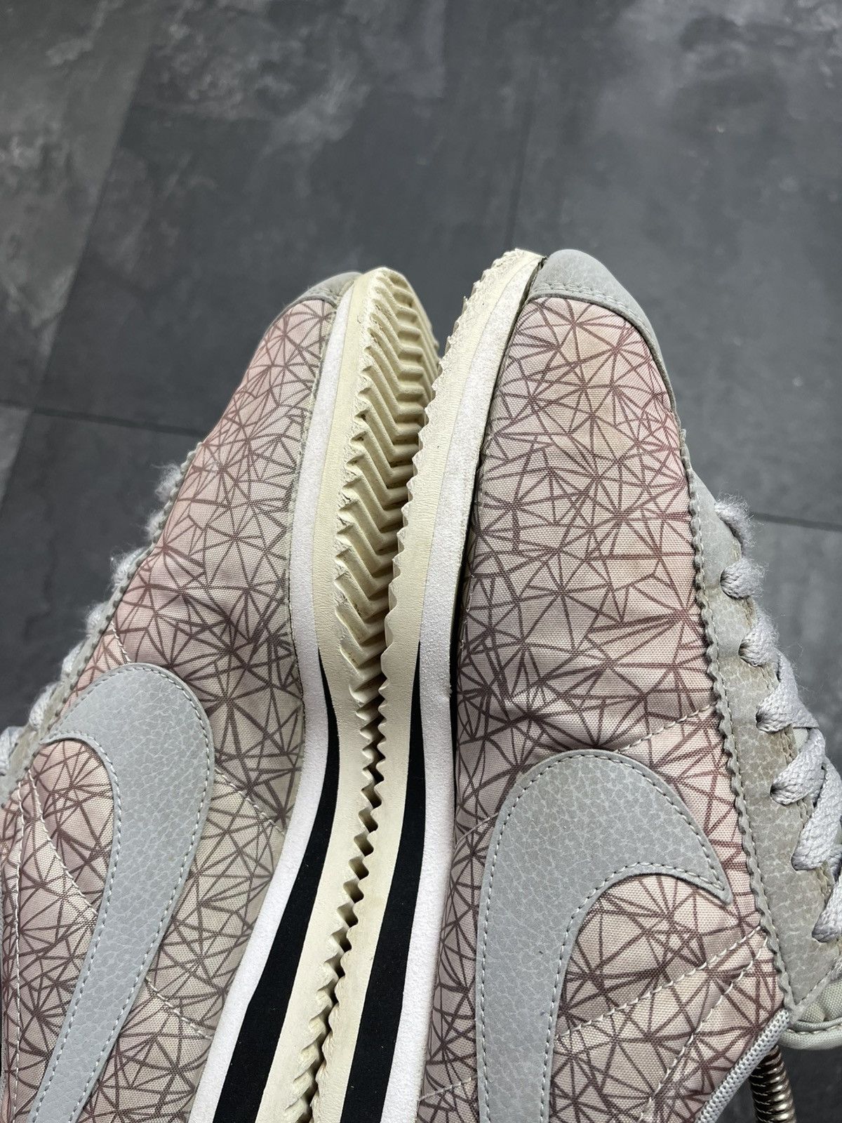 Nike × Streetwear × Vintage Vintage rare Nike Cortez low top sneakers Size US 7 / EU 40 - 13 Thumbnail