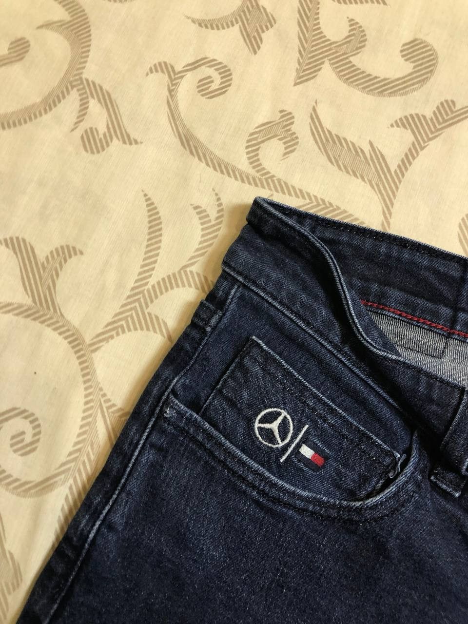 Tommy Hilfiger Jeans Tommy X Mercedes-Benz Straight fit Size US 34 / EU 50 - 16 Thumbnail