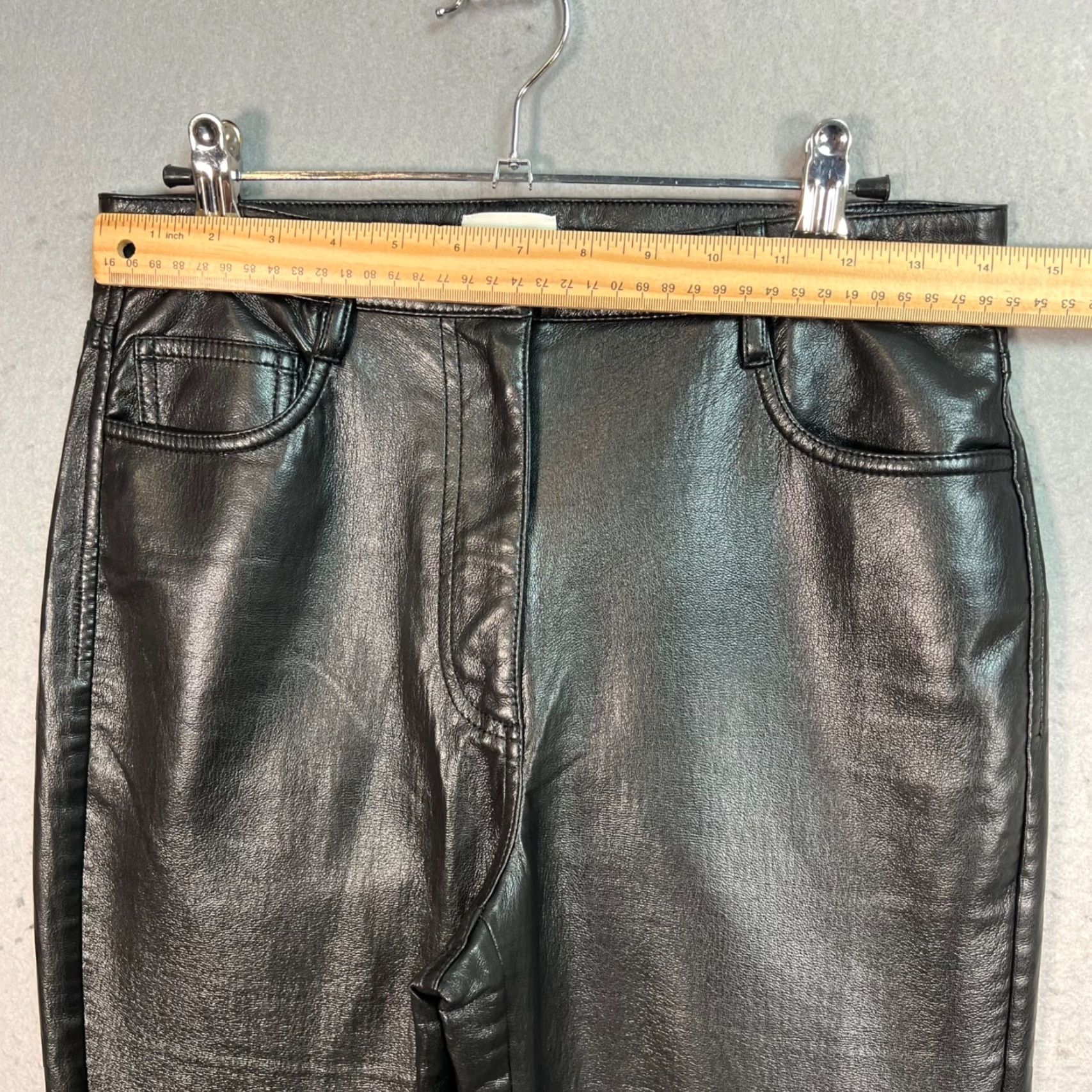 Vintage VINTAGE Wilfred Womens Black Faux Leather Flared Pants Size 6 Size 28" / US 6 / IT 42 - 5 Thumbnail