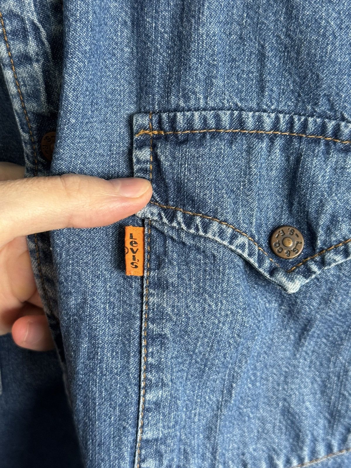 Levi's Vintage Levis denim shirt Size US L / EU 52-54 / 3 - 5 Thumbnail