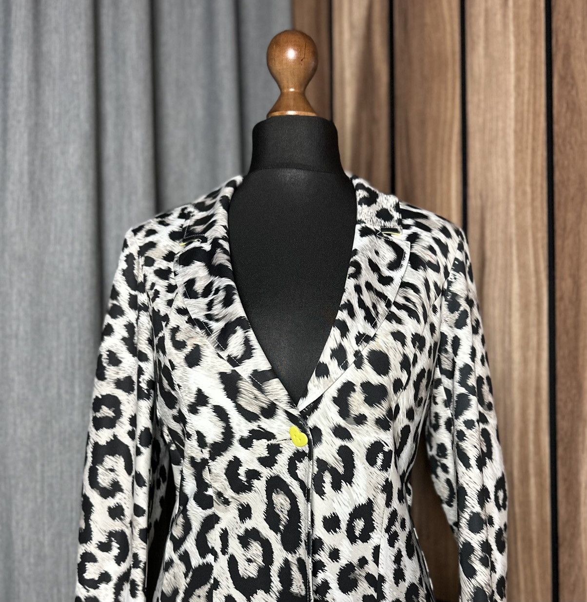 Joseph Ribkoff Joseph Ribkoff Leopard Jacket Blazer Women's Size US 10 Size L / US 10 / IT 46 - 5 Thumbnail