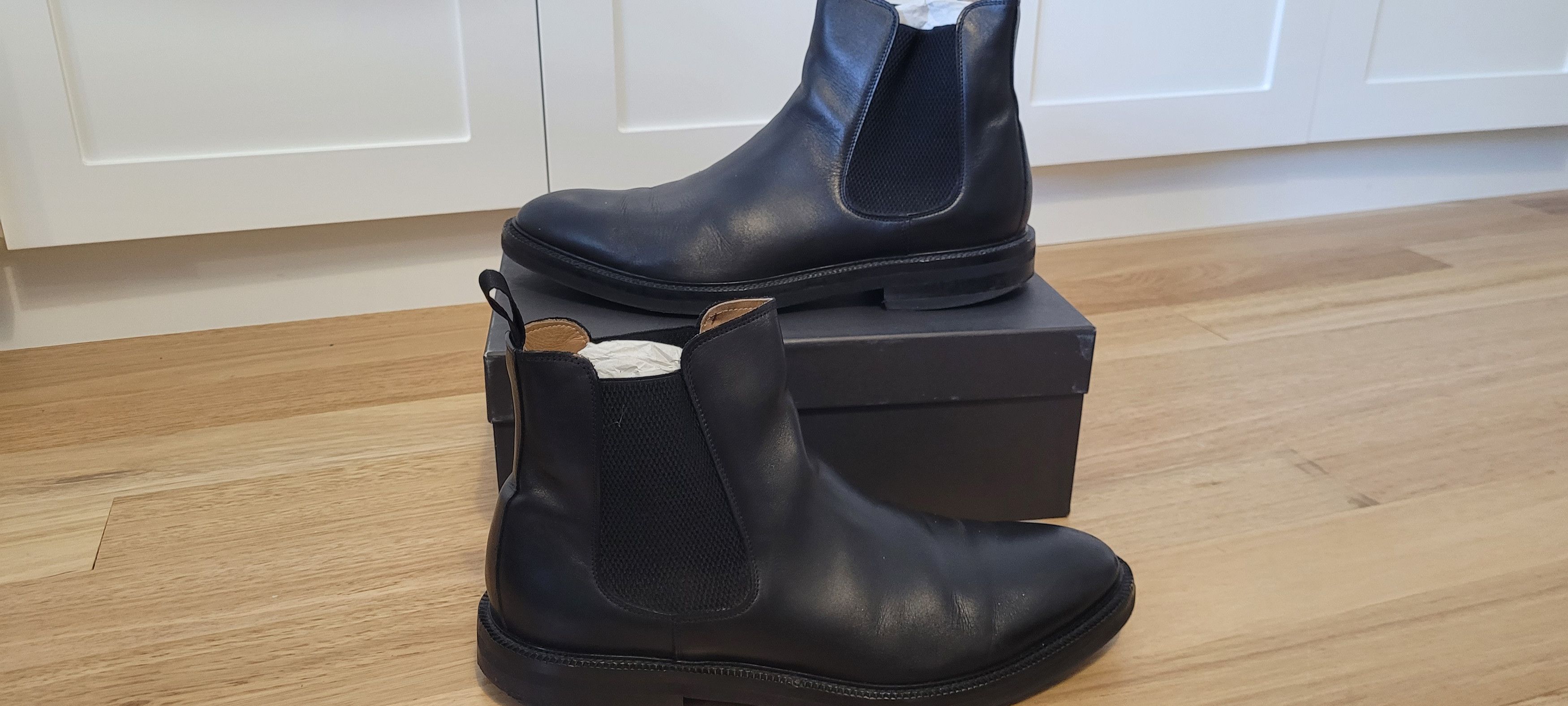 Barneys New York × Chelsea Boots Barneys New York Chelsea Boots 