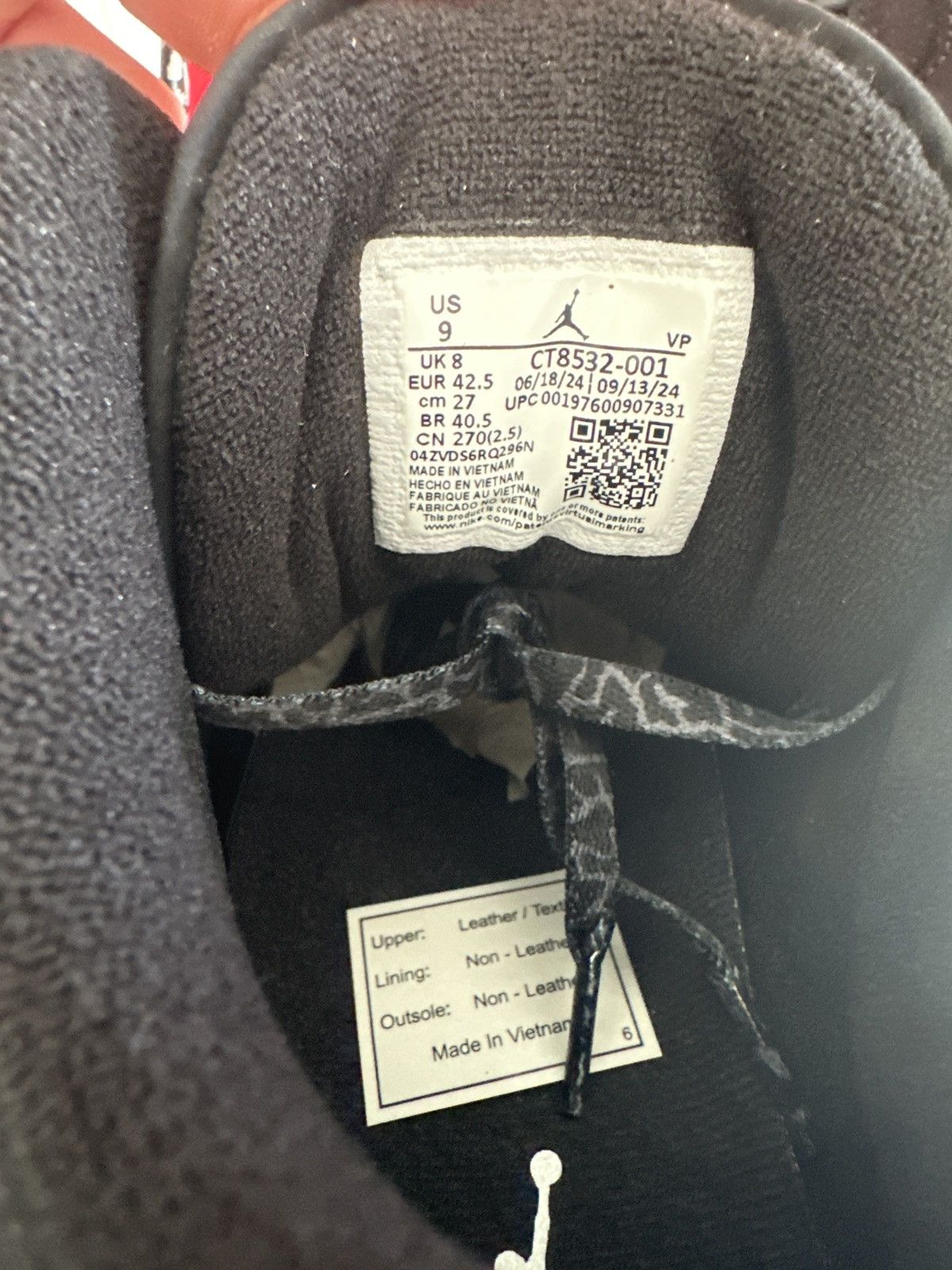 Jordan Brand J3 black cat Size US 9 / EU 42 - 7 Thumbnail