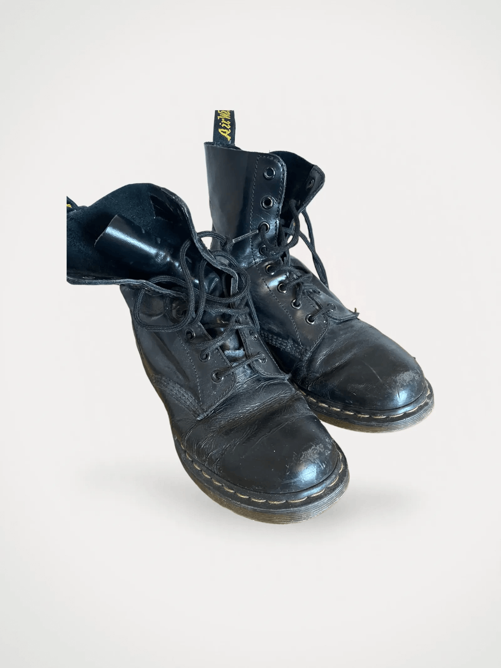 Dr. Martens Dr. Martens Boots Size US 10 / IT 40 - 1 Thumbnail