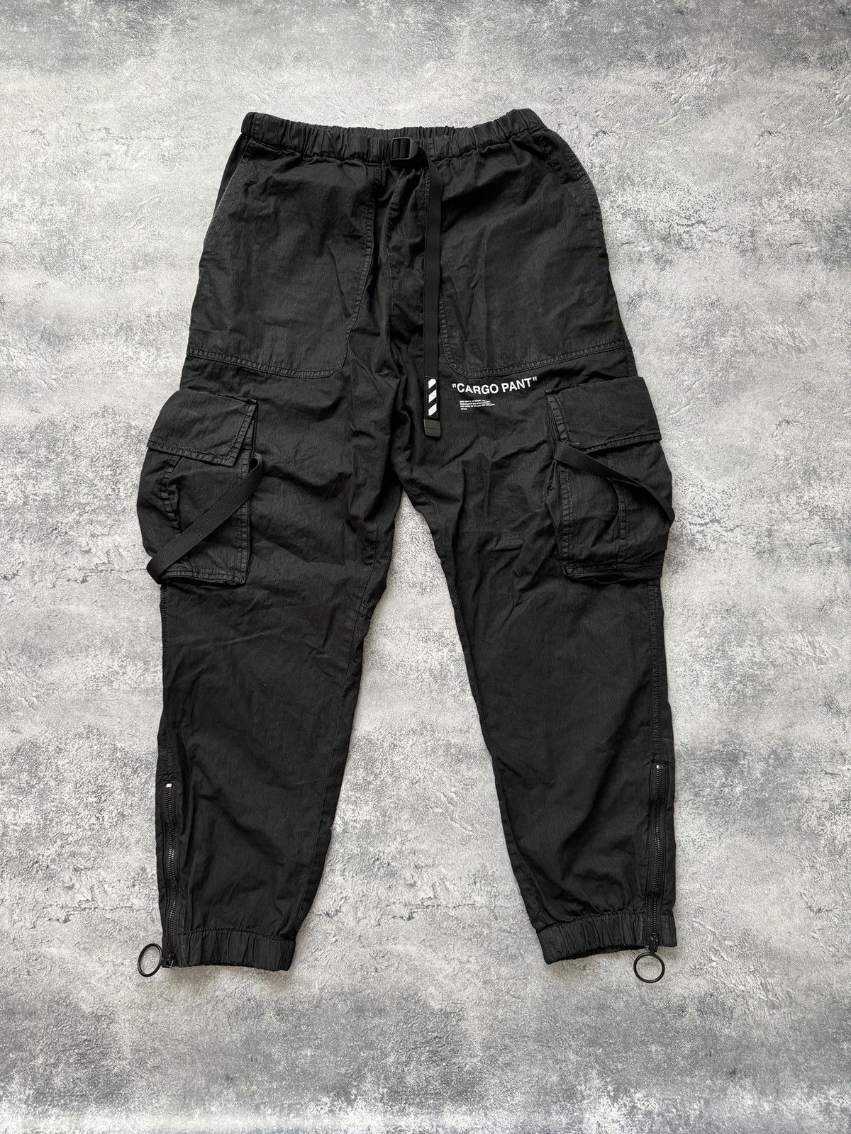 Off-White Off-White Parachute Cargo Pants “Cargo Pant” Black size 32 Size US 32 / EU 48 - 1 Thumbnail