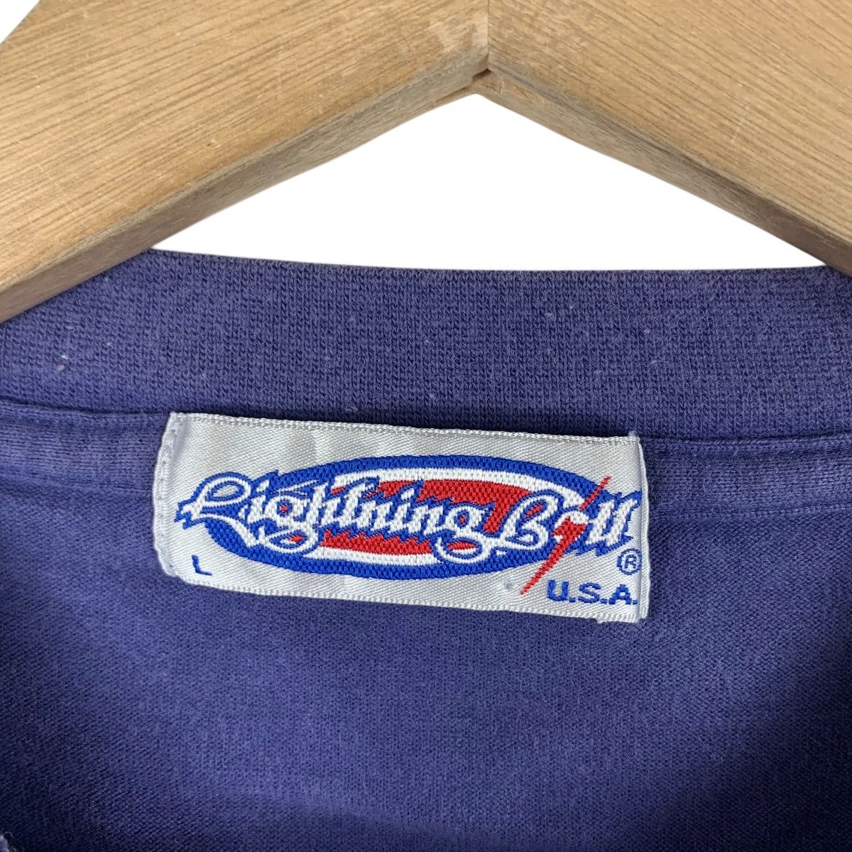Vintage Vintage 90s LIGHTNING BOLT big spellout back hit Surfing tee Size US M / EU 48-50 / 2 - 4 Thumbnail