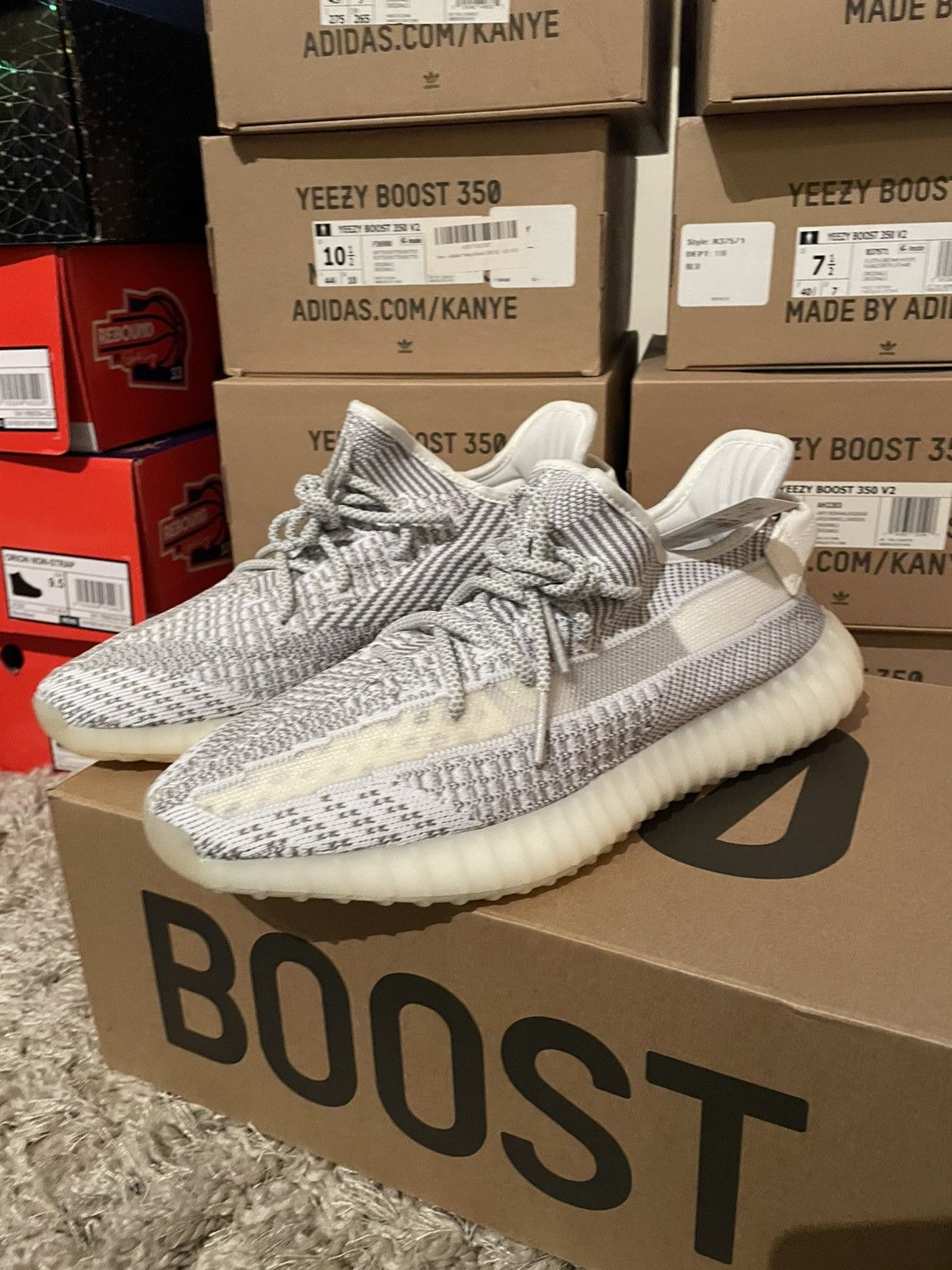 Yeezy Yeezy 350 V2 Static Non-Reflective Size US 10 / EU 43 - 1 Thumbnail