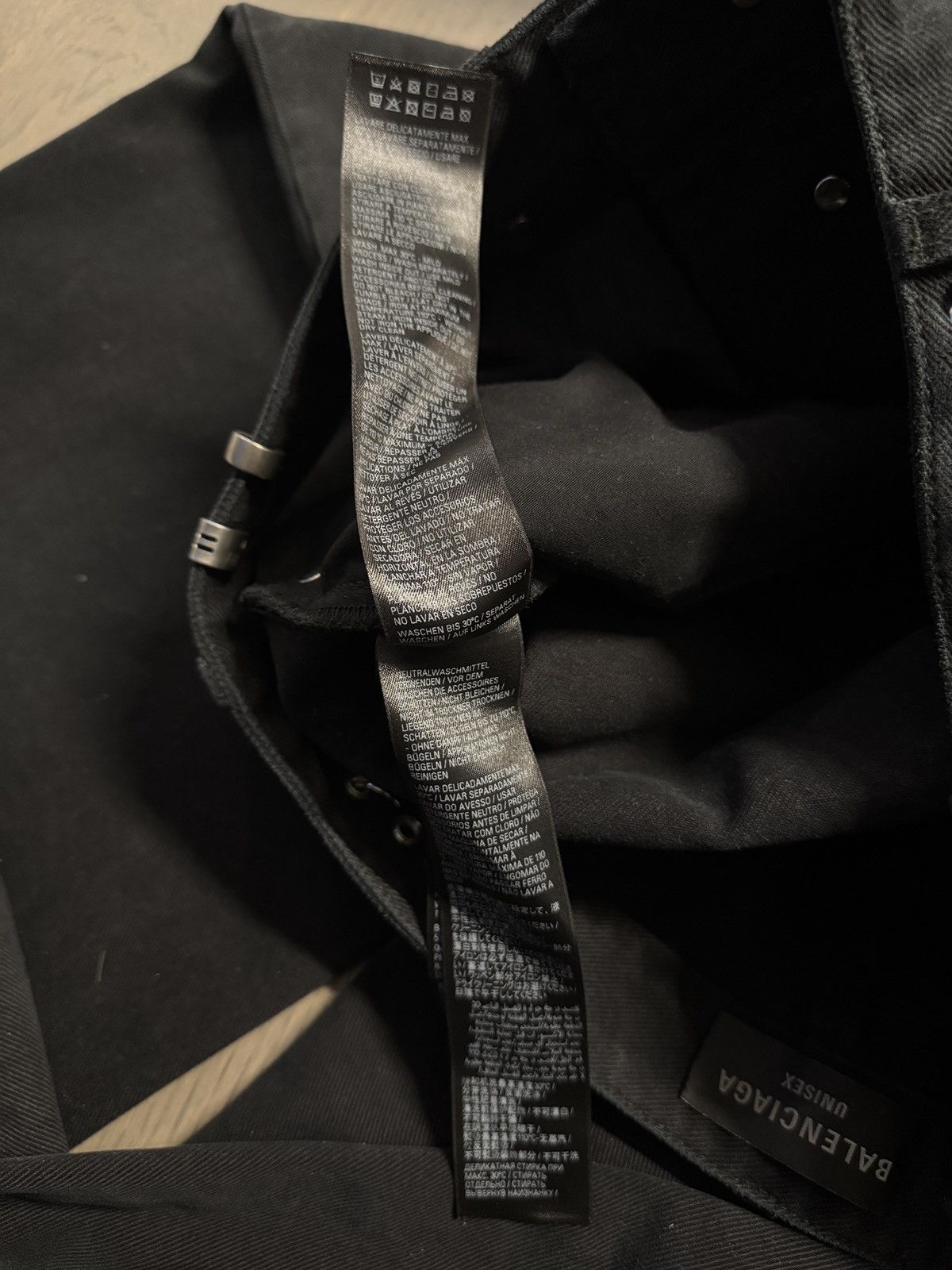 Balenciaga Balenciaga Pierced Baggy Jeans Size US 32 / EU 48 - 7 Thumbnail