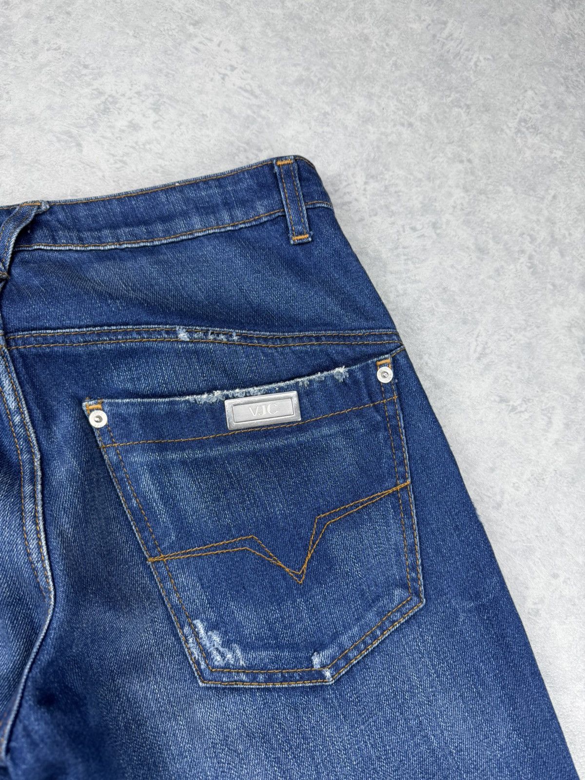 Versace Jeans Couture VJC Versace Jeans Couture Distressed Blue Denim Jeans Size US 31 - 11 Thumbnail