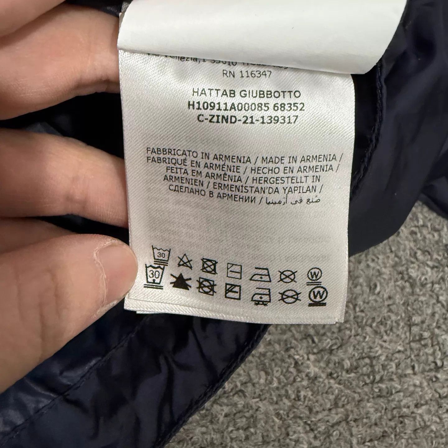 Moncler Moncler HATTAB Navy Hooded Jacket Size 5 Mint Size US XXL / EU 58 / 5 - 4 Thumbnail