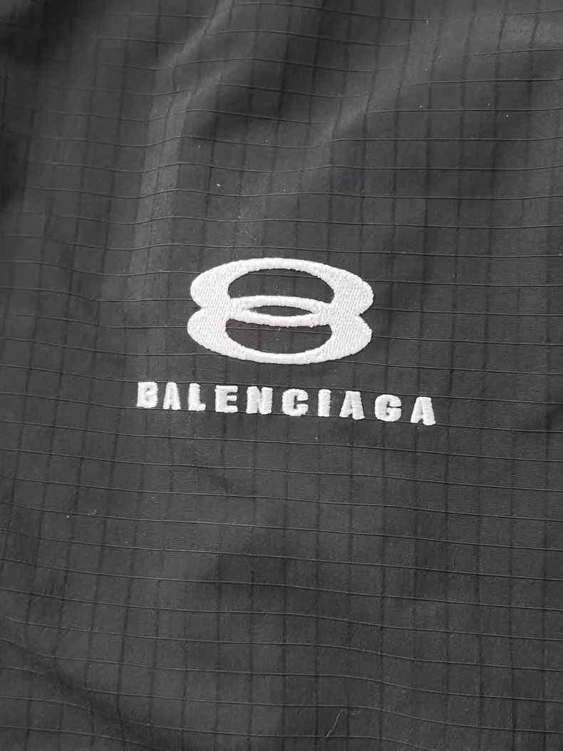 Balenciaga Balenciaga Solid Logo Print Zip Jacket Jacket Size US S / EU 44-46 / 1 - 3 Thumbnail
