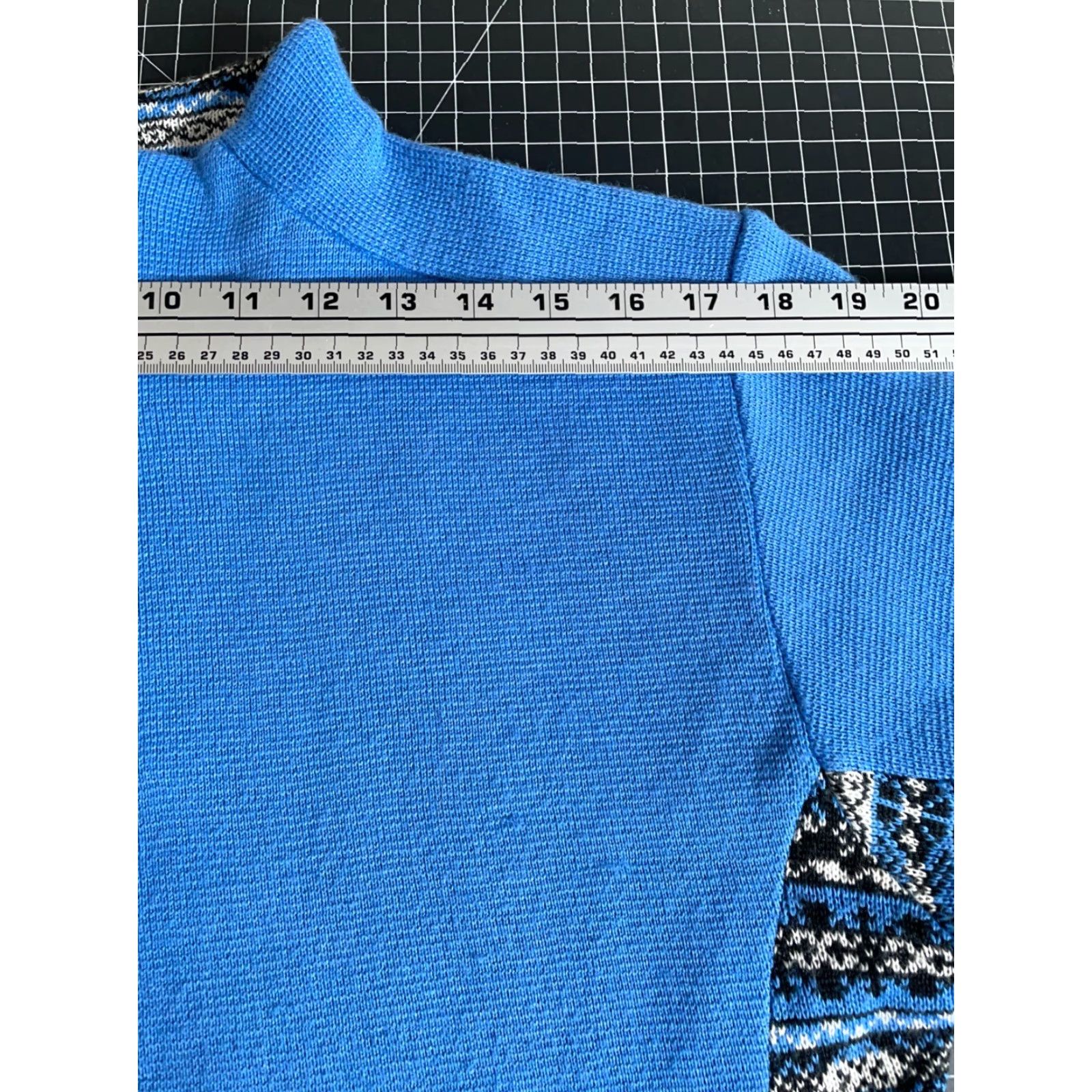 Obermeyer VINTAGE Obermeyer Women's XL Blue Black Panel 1/4 Zip Fair Isle Trim Wool Blend Sweater Pullover Knit Ski Size XL / US 12-14 / IT 48-50 - 7 Thumbnail