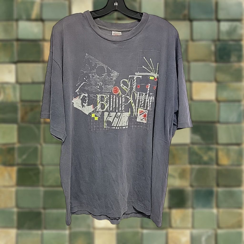 Nike VINTAGE Nike Volleyball T Shirt Set Bump Spike Grey Size XL 44-46 Mens Shirt Short Sleeve Crew Neck 90s Sports Gray Size US XL / EU 56 / 4 - 1 Thumbnail