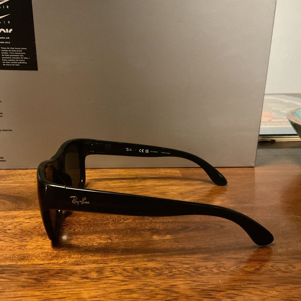 RayBan Ray-Ban 4194-601 Size 30 - 2 Thumbnail