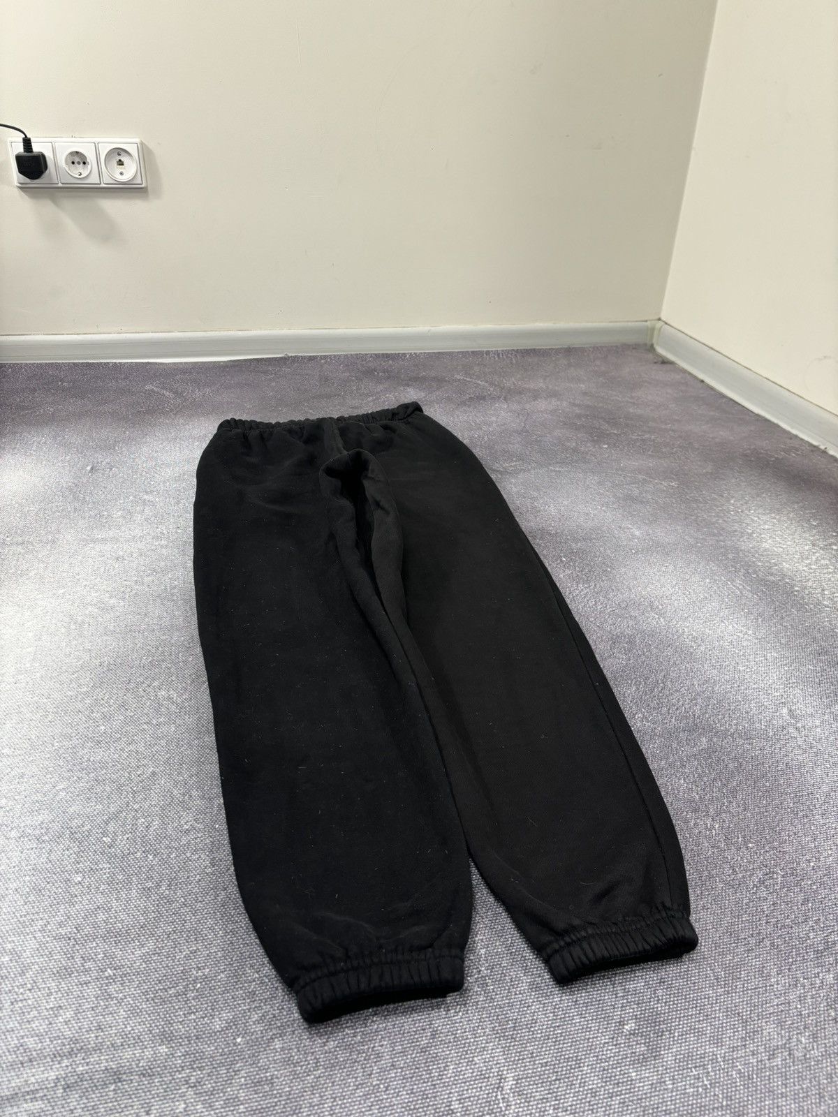 Champion Champion X Travis Scott Astroworld Hype Black Sweatpants Size US 30 / EU 46 - 12 Thumbnail