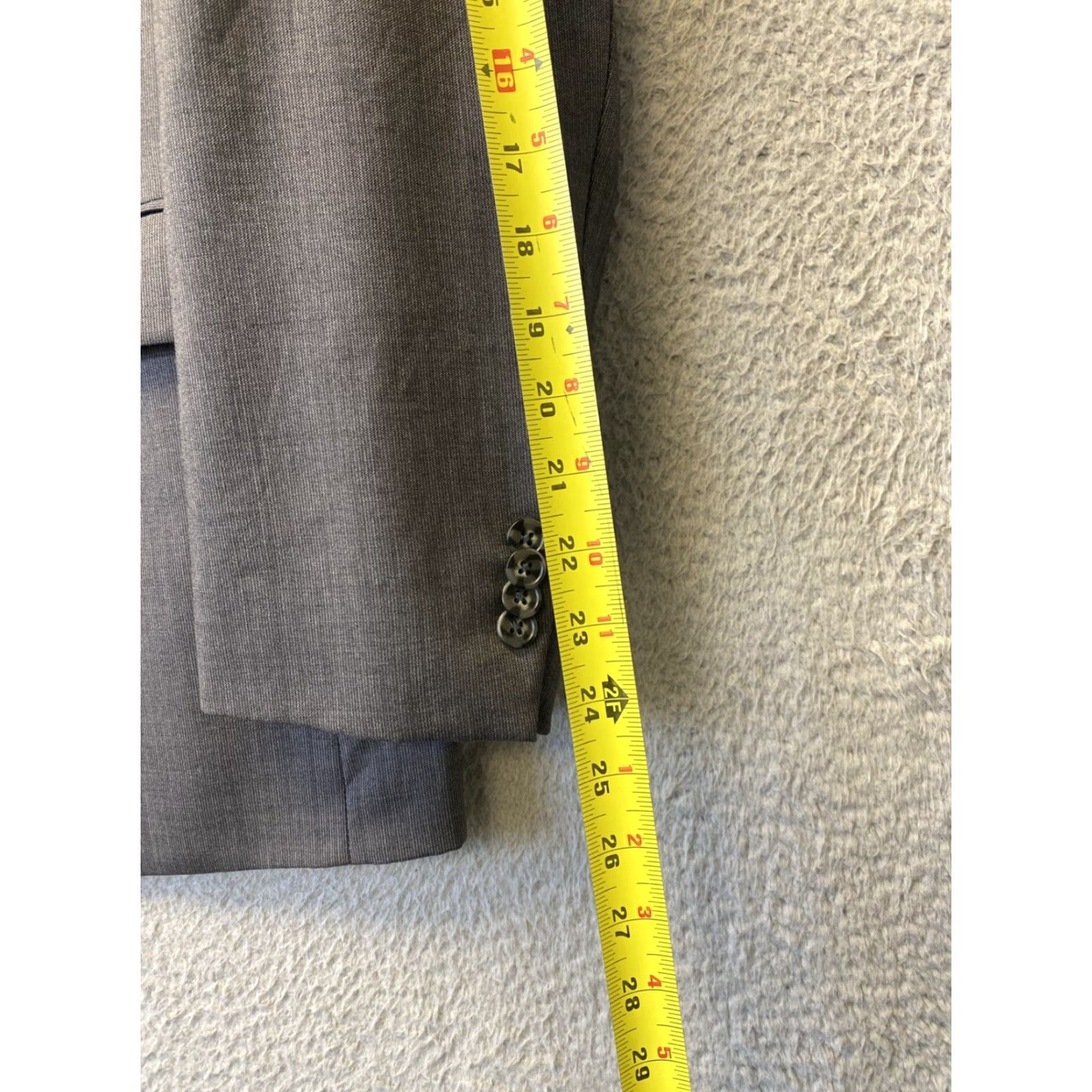 Tommy Hilfiger TOMMY HILFIGER Men's Gray Modern Fit Tuxedo Suit 40R Jacket & 34x32 Pants - Solid Wool Blend - Two Button - Sports Theme Size 40R - 6 Thumbnail