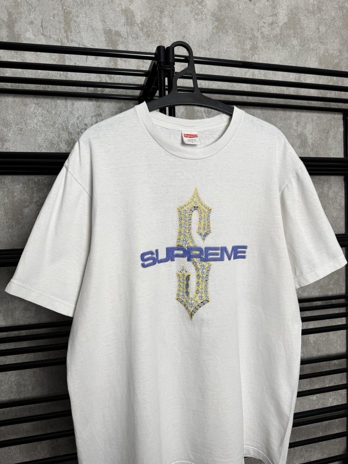 Supreme Rare Supreme T-Shirt Size US L / EU 52-54 / 3 - 2 Thumbnail