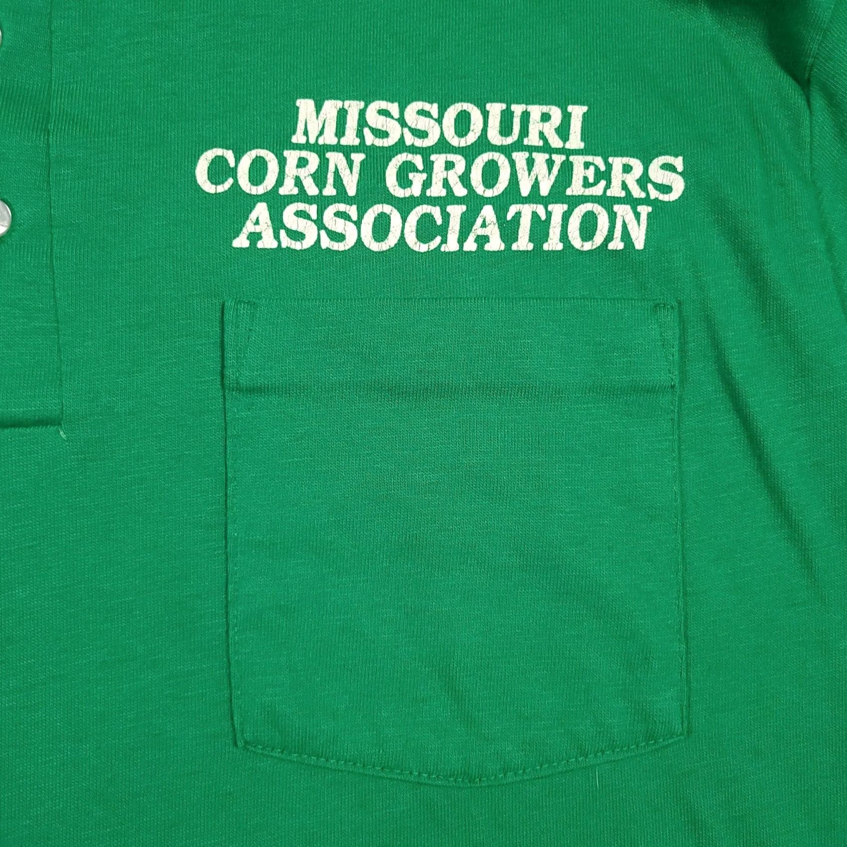Vintage VINTAGE Polo Shirt Mens L Green Missouri Corn Growers Century Place Polo Shirt Rugby Shirt 1980s Short Sleeve Cotton Size US L / EU 52-54 / 3 - 4 Thumbnail