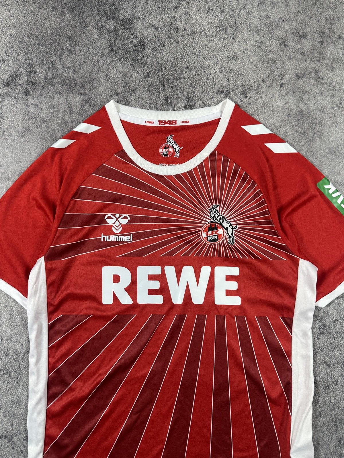 Hummel Hummel 1.FC Koln Rare Soccer Jersey M Rare Blokecore Fan Tee Size US M / EU 48-50 / 2 - 2 Thumbnail