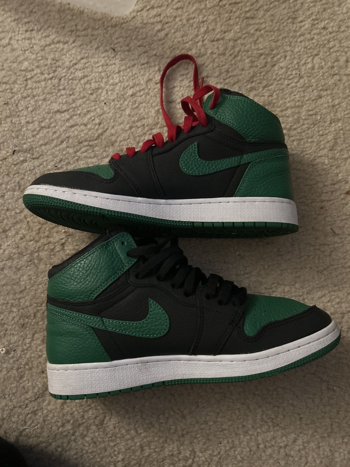 Jordan Brand Air Jordan retro 1 High top Size US 6.5 / EU 39-40 - 2 Thumbnail