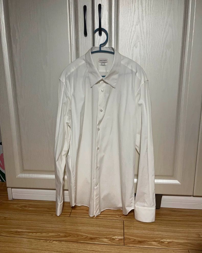 Alexander McQueen Alexander McQUEEN size 17 Men's long - sleeve white shirt Size US XL / EU 56 / 4 - 1 Thumbnail