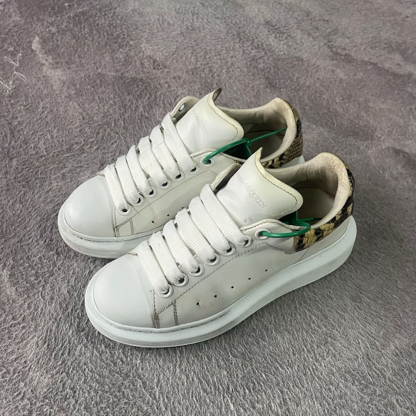 Alexander McQueen Alexander McQueen Animal Print White Lowtop Sneakers Women Size US 5 / IT 35 - 1 Thumbnail