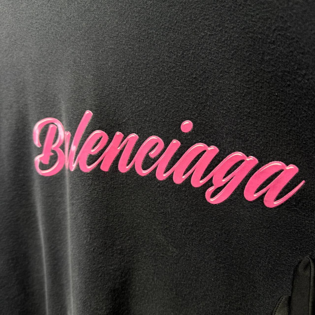 Balenciaga Balenciaga Barbie logo pull over hoodie Size US L / EU 52-54 / 3 - 4 Thumbnail