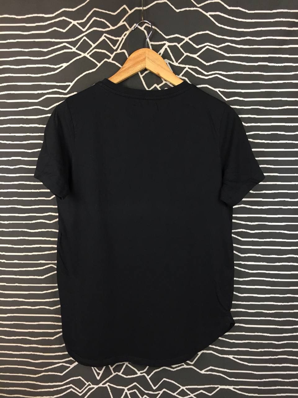 Barbour Barbour International Ellenbrook Curved Hem Tee Size S / US 4 / IT 40 - 6 Thumbnail
