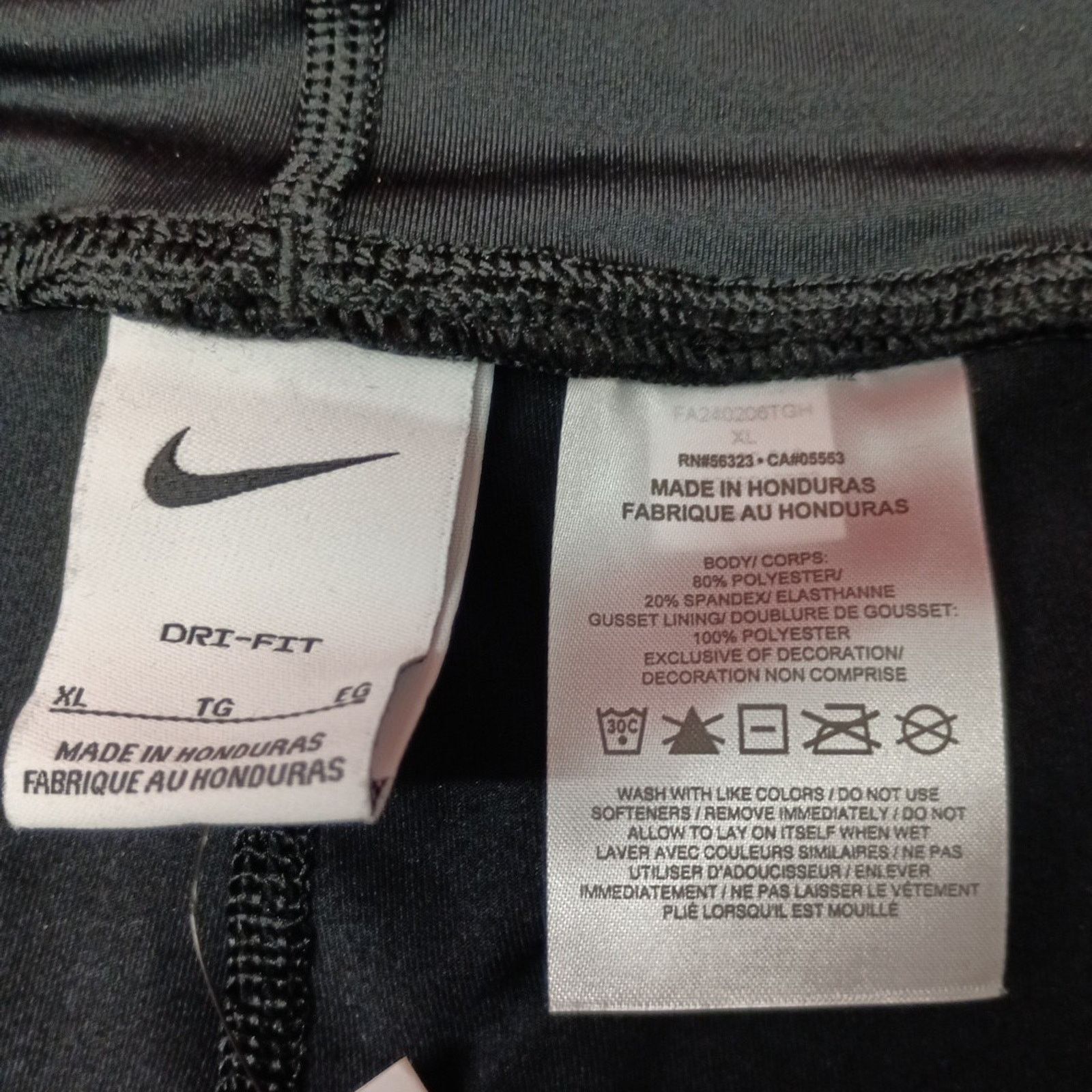 Nike Nike Performance Black/White Volleyball Shorts Women's XL Size 36" / US 14 / IT 50 - 3 Thumbnail