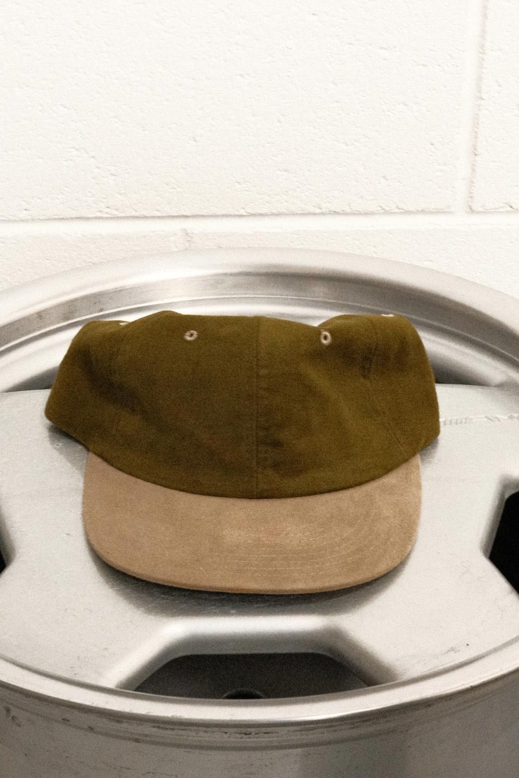 Unknown London Two-Tone Olive Green and Tan Adjustable Cap Size ONE SIZE - 1 Thumbnail