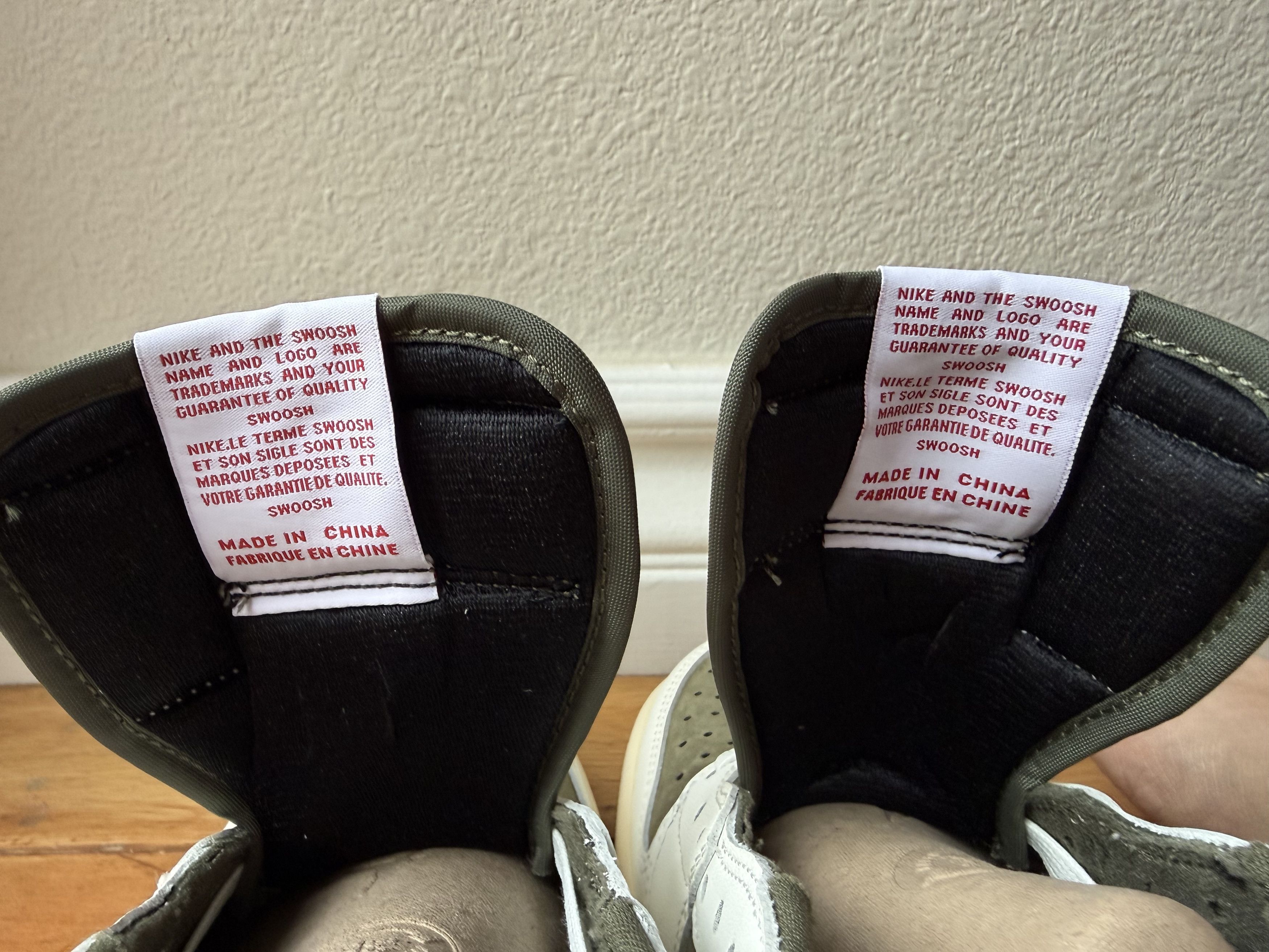 Nike × Travis Scott Air Jordan 1 Low OG SP Travis Scott Medium Olive Size US 9 / EU 42 - 5 Thumbnail