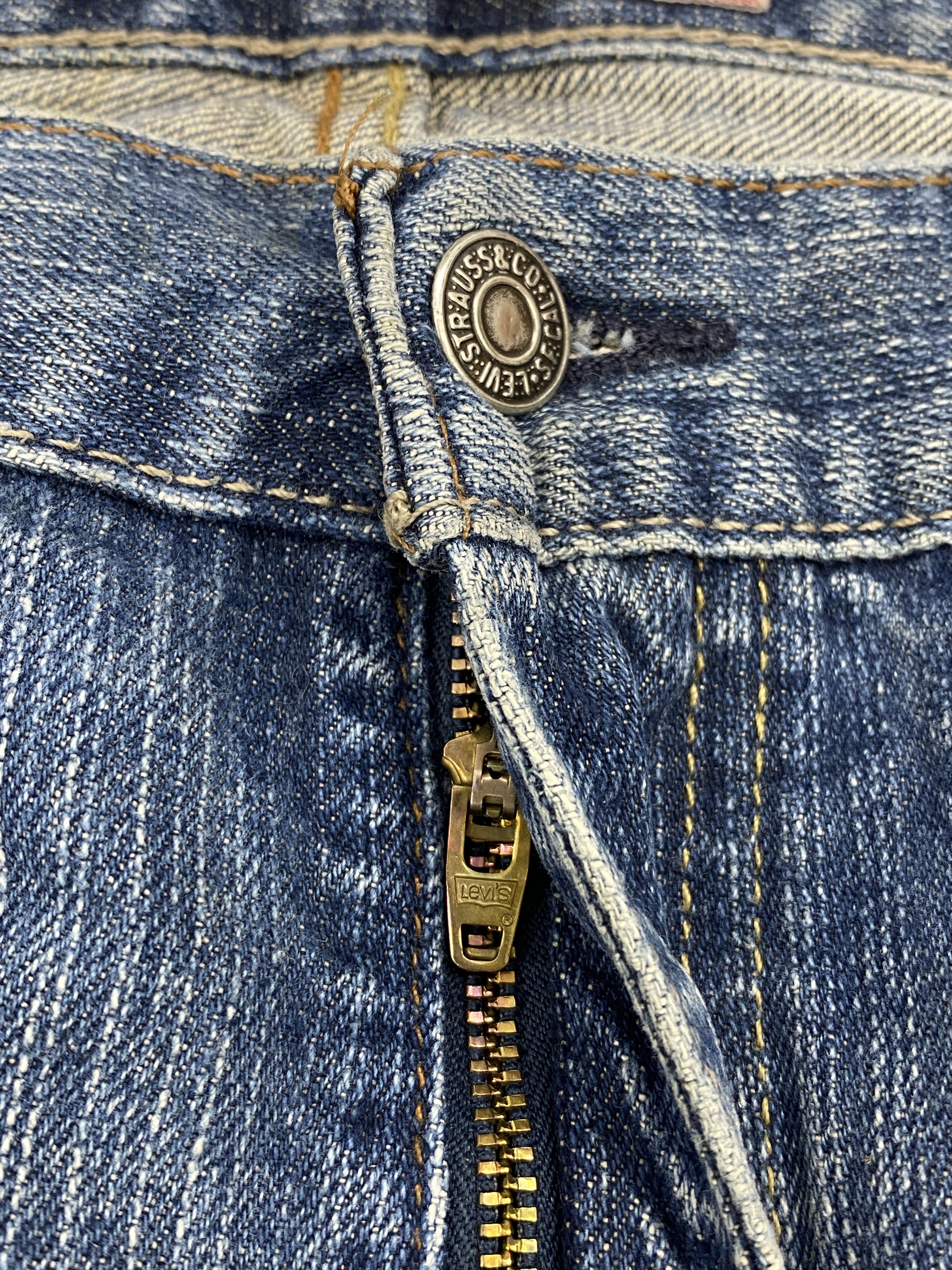 Levi's Vintage Levis 569 Loose Straight Faded Blue Jeans S0044 Size US 33 - 17 Thumbnail
