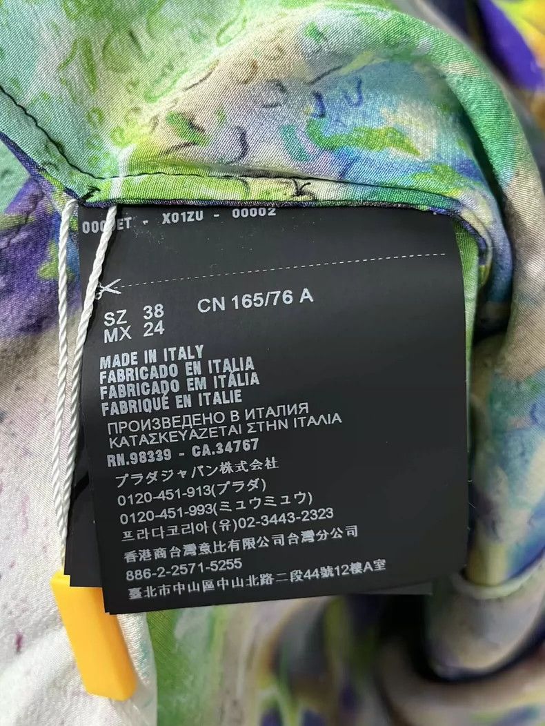 Prada Prada Floral dress in cold tones 2502-Nextarrow Size XS / US 0-2 / IT 36-38 - 5 Thumbnail