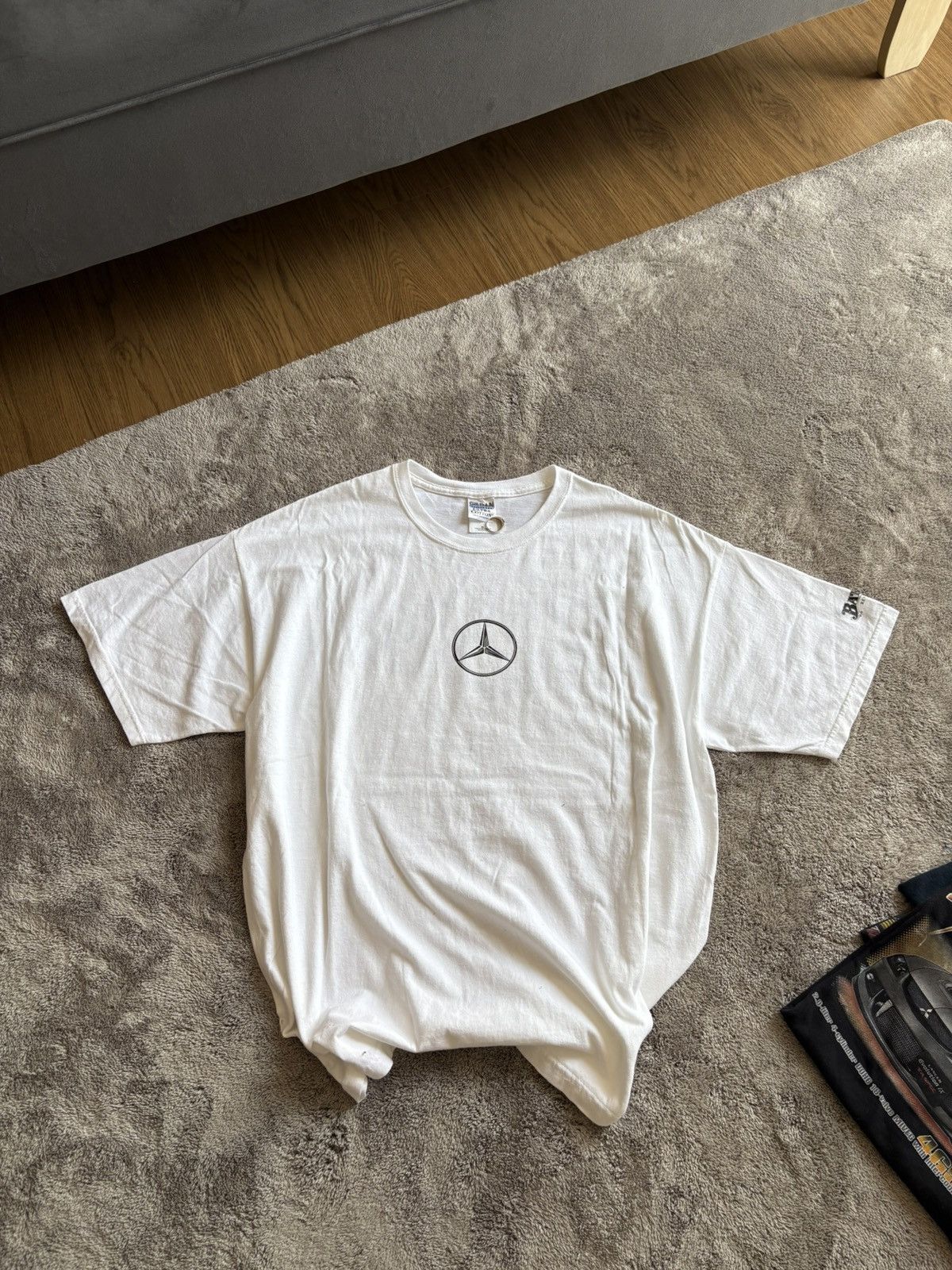 Mercedes-Benz Mercedes Ben Event T Size US XL / EU 56 / 4 - 1 Thumbnail
