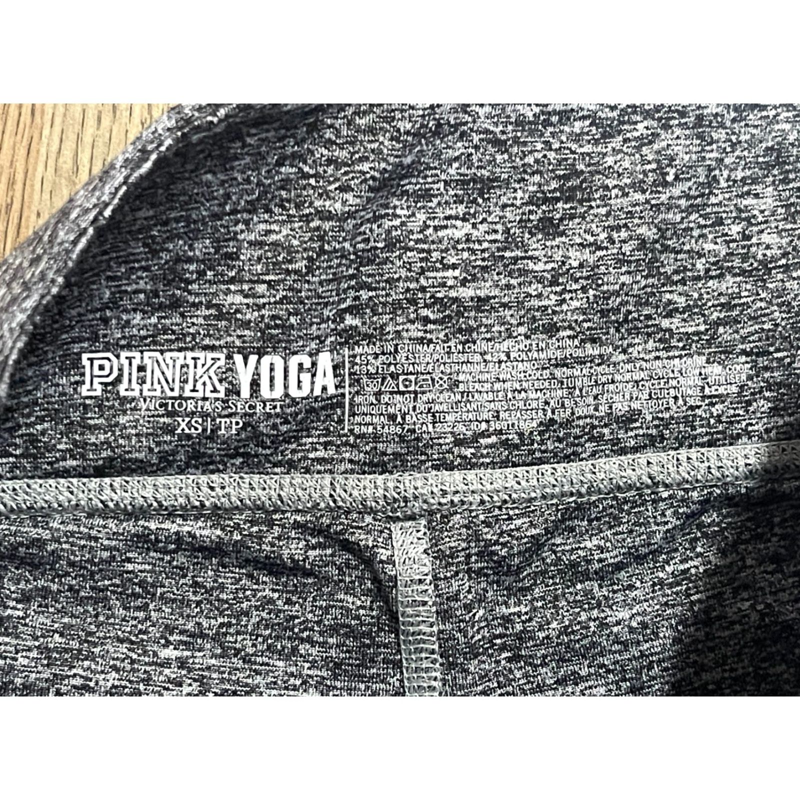 Victoria's Secret Victoria's Secret Pants Women XS Gray Leggings Pull On PINK YOGA Casual Ankle Inseam 28 in Size 26" / US 2 / IT 38 - 7 Thumbnail