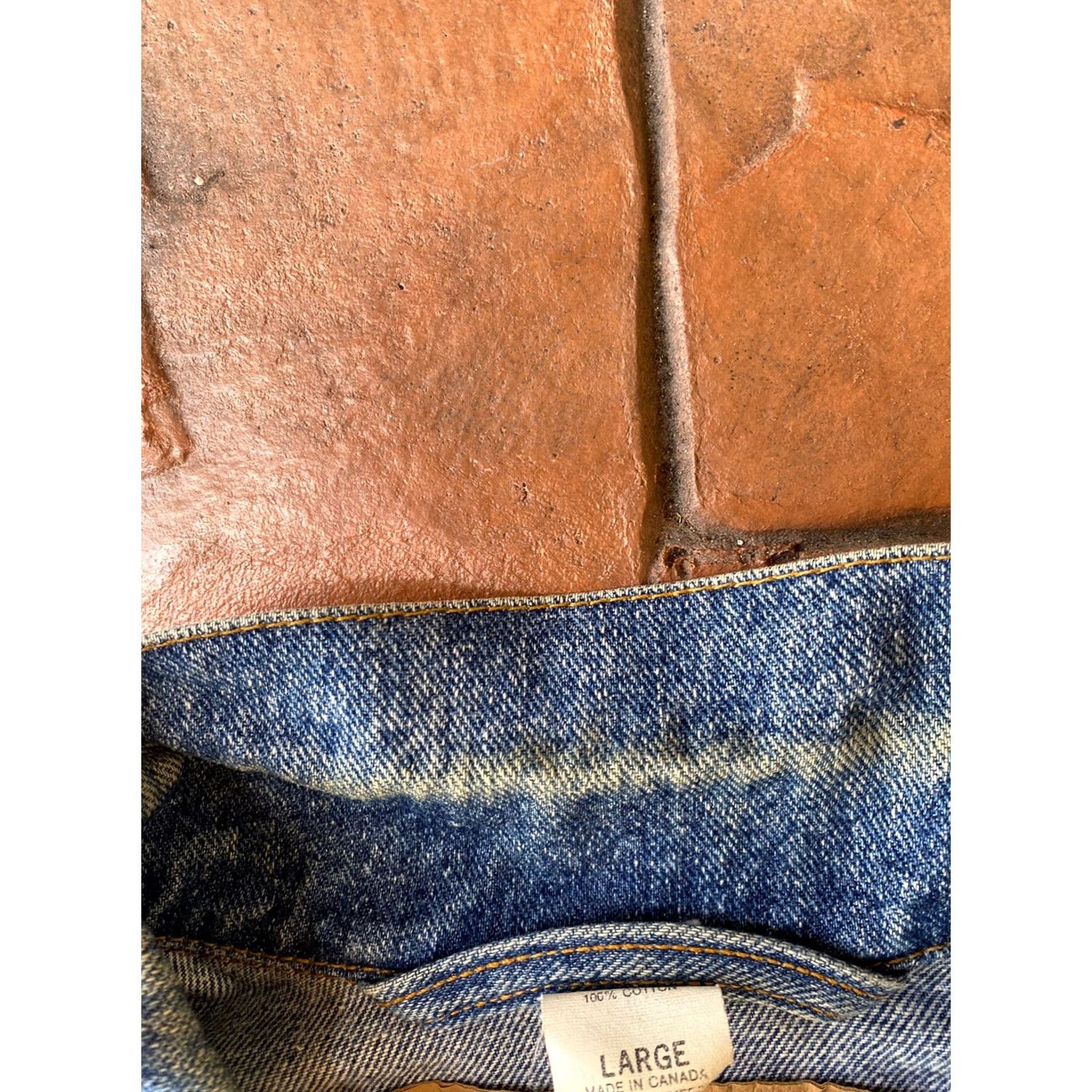 Denime Levis Denim Trucker Jacket Jean 70598 4891 Large Blue Denim Jacket Mens 4 Pockets Collared Smoke Free Home Size US 33 - 4 Thumbnail