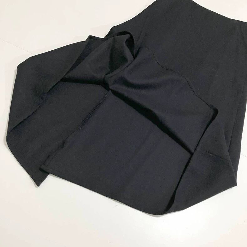 Yohji Yamamoto Yohji Yamamoto size 1 Deformed half skirt 2503-Nextarrow Size 24" / US 00 / IT 34 - 7 Thumbnail