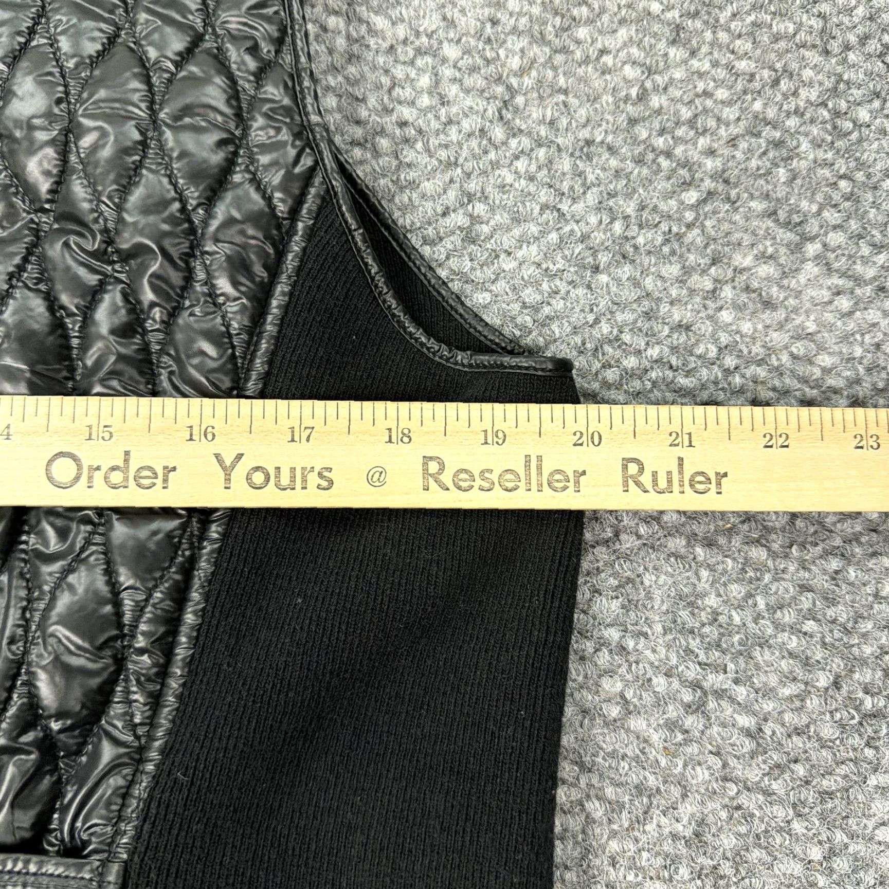 Talbots Talbots Vest Womens Large Black Quilted Puffer Snap Front Sweater Sides Casual Size L / US 10 / IT 46 - 8 Thumbnail
