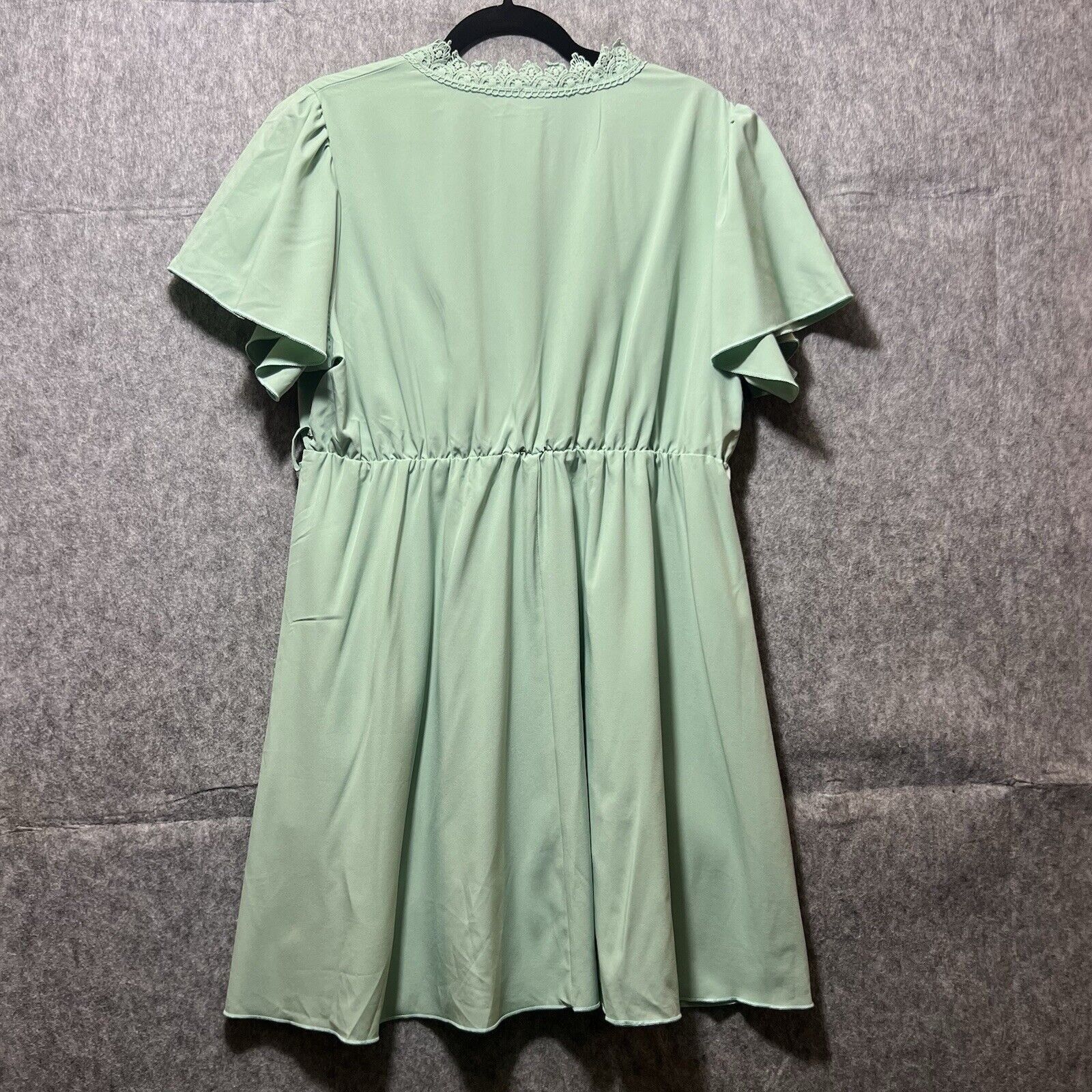 Shein SHEIN Curve Dress 1XL Green Short Sleeve Mini Surplice Neckl Size XL / US 12-14 / IT 48-50 - 7 Thumbnail