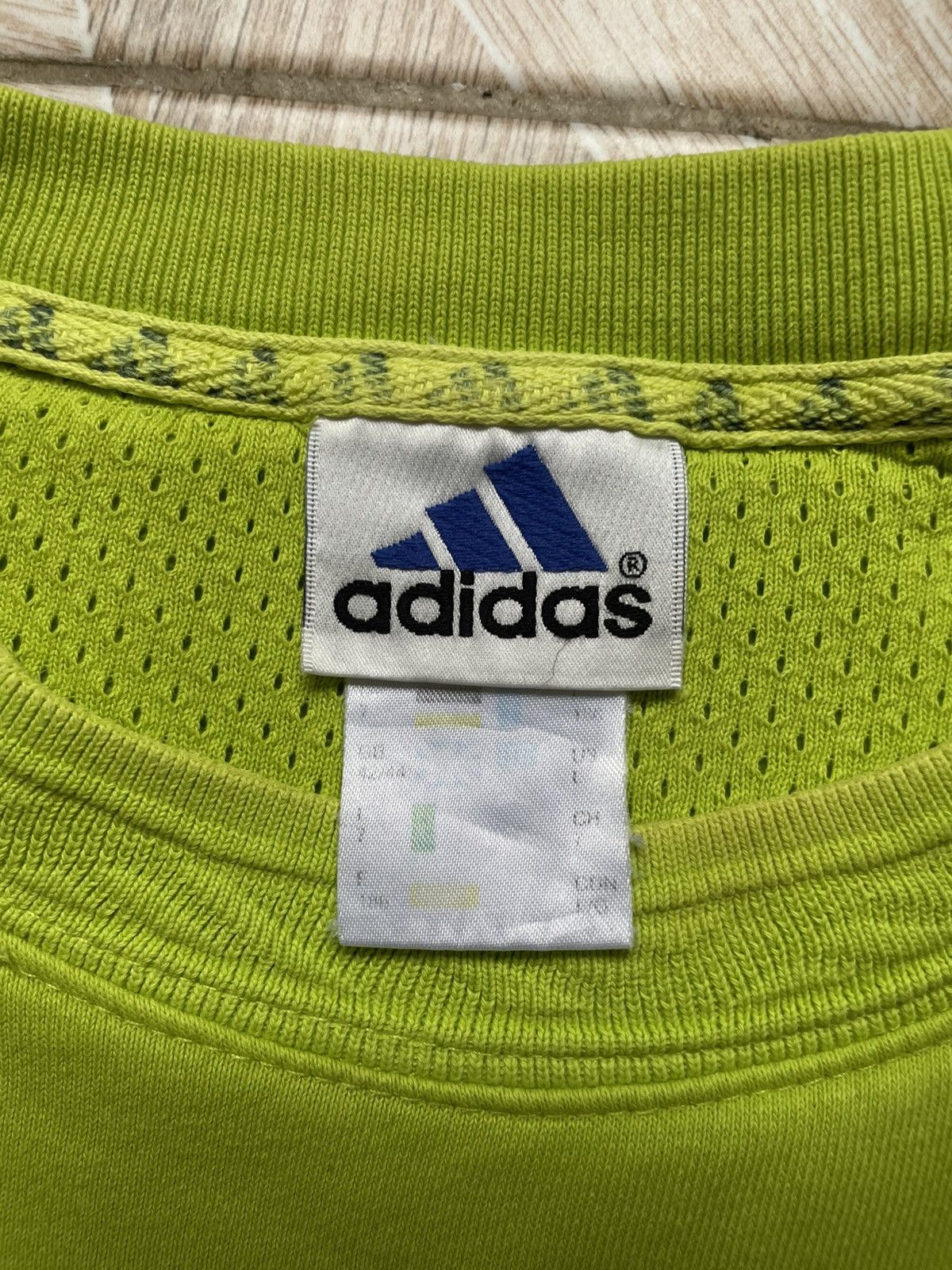 Adidas Very Rare Vintage 90s Retro Y2k Adidas Big Logo Sweatshirt L Size US L / EU 52-54 / 3 - 14 Thumbnail