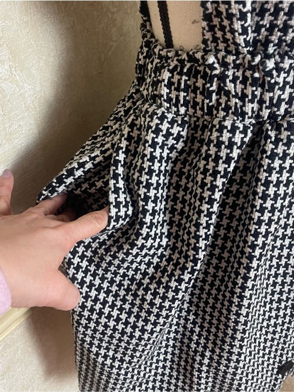 Other Miou Muse Houndstooth Wool blend Tweed Deep V Mini Dress V L Size L / US 10 / IT 46 - 4 Thumbnail