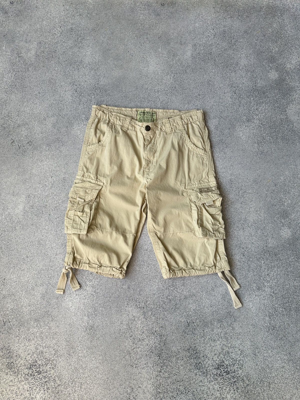 Alpha Industries × Vintage Vintage Alpha Industries Cargo Shorts Size US 32 / EU 48 - 1 Thumbnail