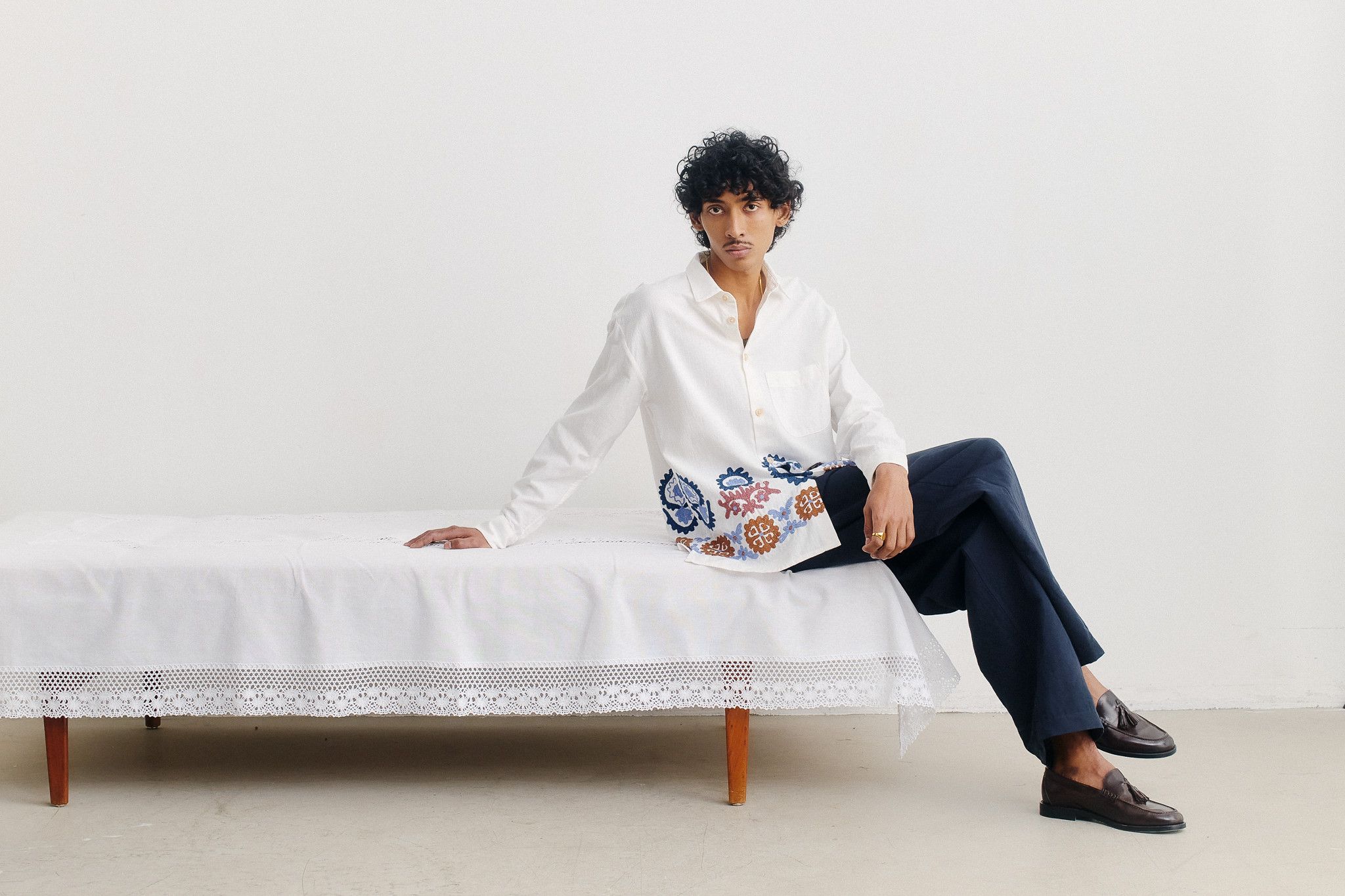 A Kind Of Guise 💚 SS24 A Kind Of Guise Gusto Shirt Blossom Trim NEW Size US M / EU 48-50 / 2 - 4 Thumbnail